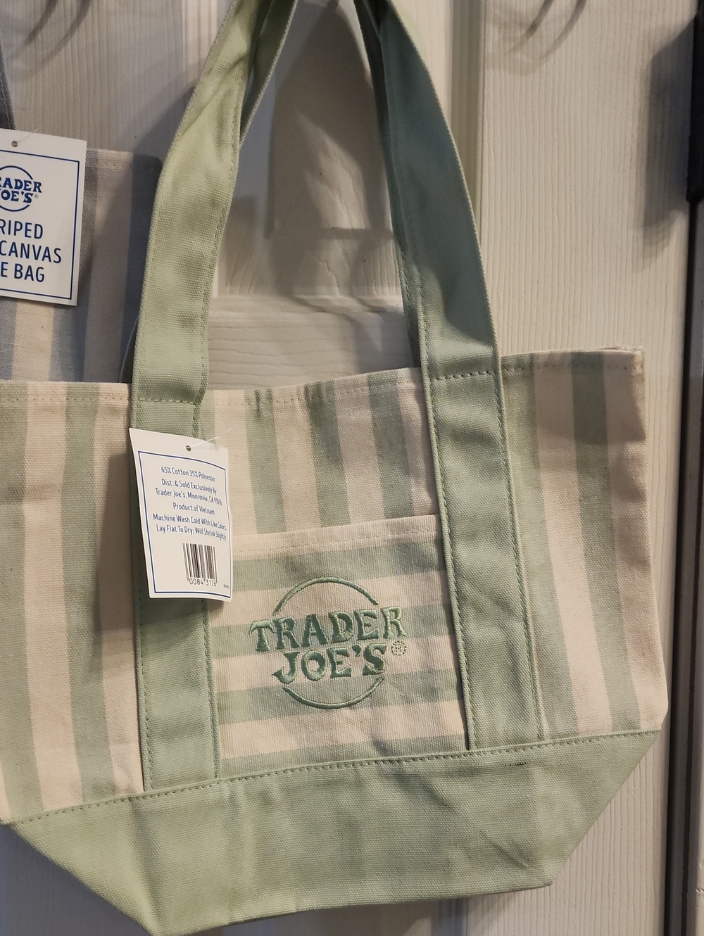 NWT Trader Joe’s Pastel Striped Mini Canvas Tote Bags (Set of 4) Summer 2026 - Picture 4 of 5